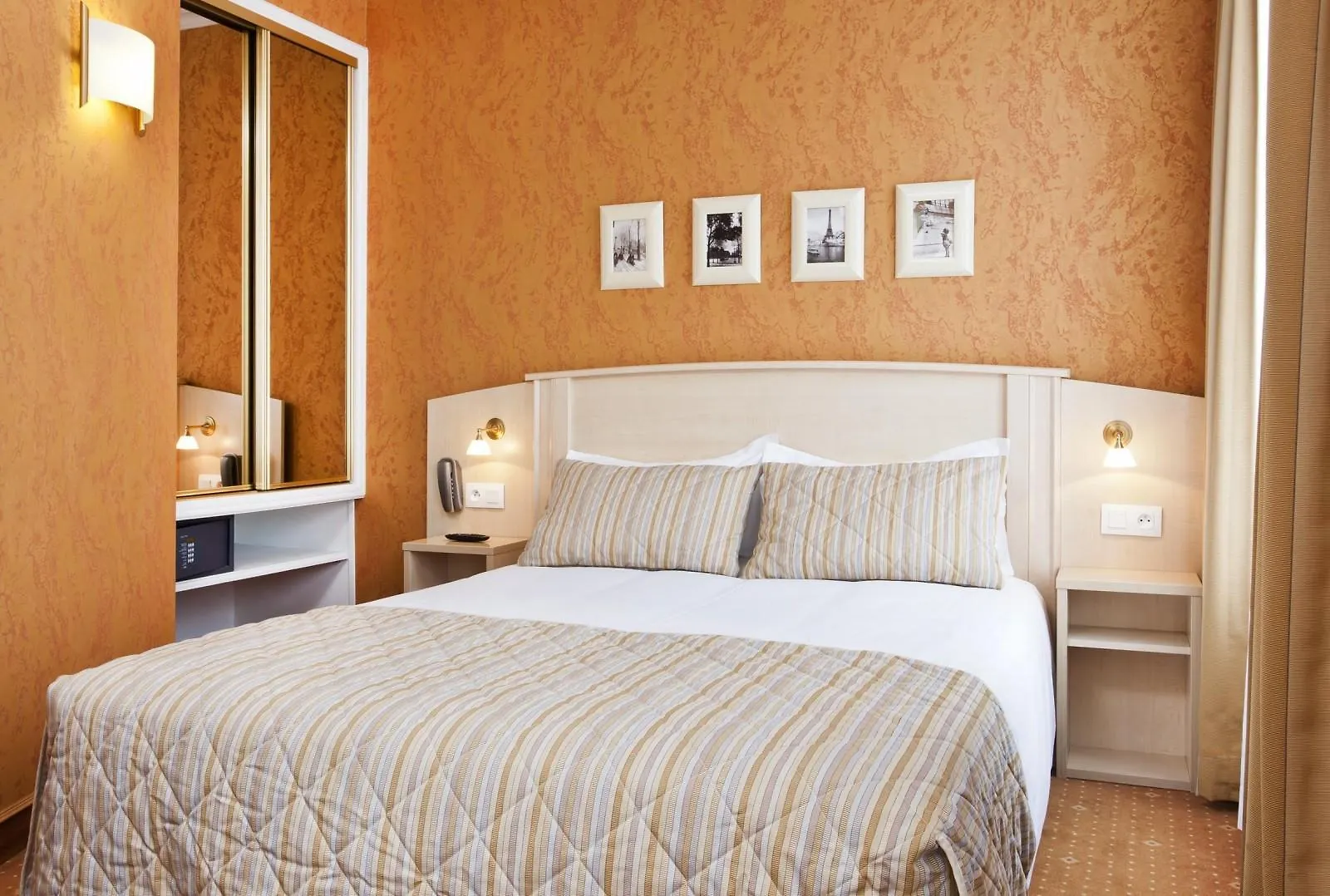Hotel Elysees Opera Paris 4*,